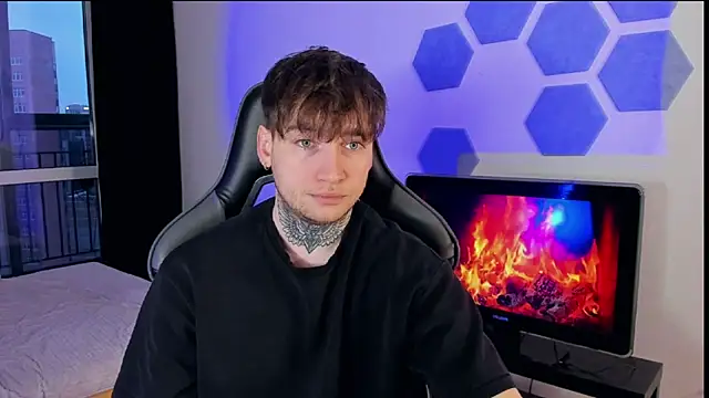 Snapshot of Chris_Tyson chatting on 22, 3, 2025 Chris Tyson online show from 22, 3, 2025