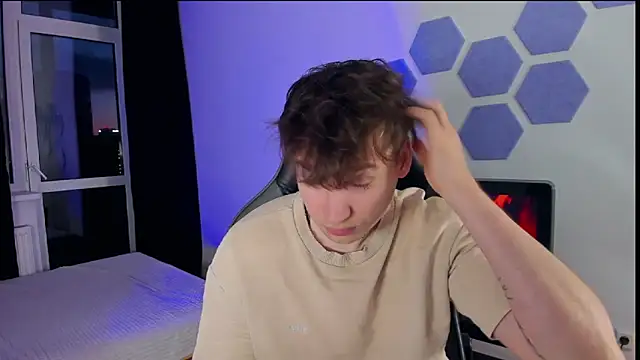 Snapshot of Chris_Tyson chatting on 23, 3, 2025 Chris Tyson online show from 23, 3, 2025