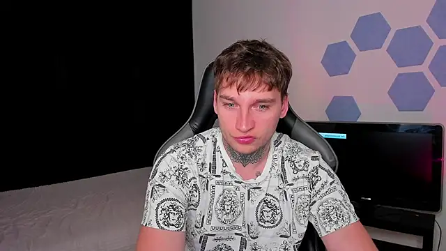 Snapshot of Chris_Tyson chatting on 14, 9, 2025 Chris Tyson online show from 14, 9, 2025