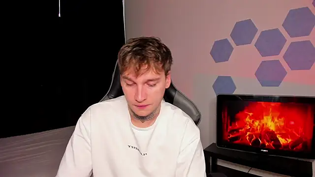 Snapshot of Chris_Tyson chatting on 4, 10, 2025 Chris Tyson online show from 4, 10, 2025