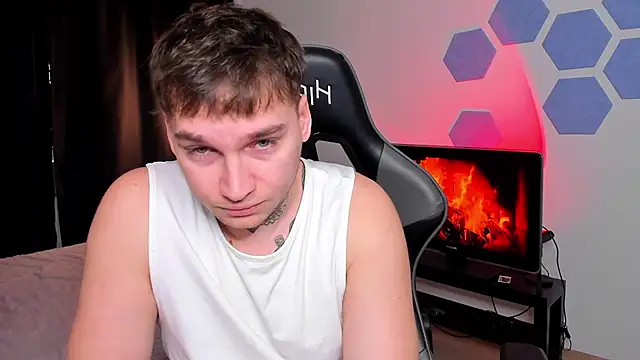 Chris Tyson online show from 4, 12, 2025