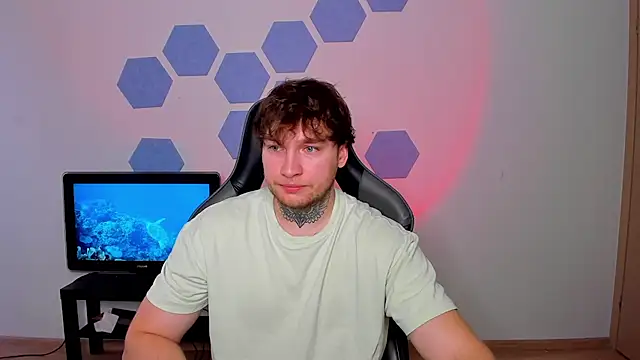 Chris Tyson online show from 19, 7, 2026