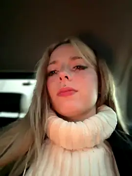 LoraaDoll online show from 25, 9, 2025