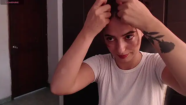 Kate lorens9 online show from 17, 12, 2024