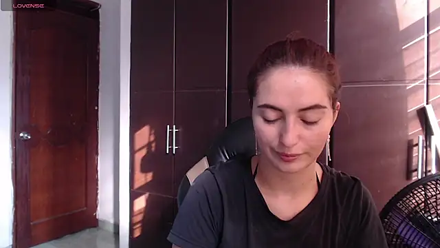 Kate lorens9 online show from 8, 1, 2025