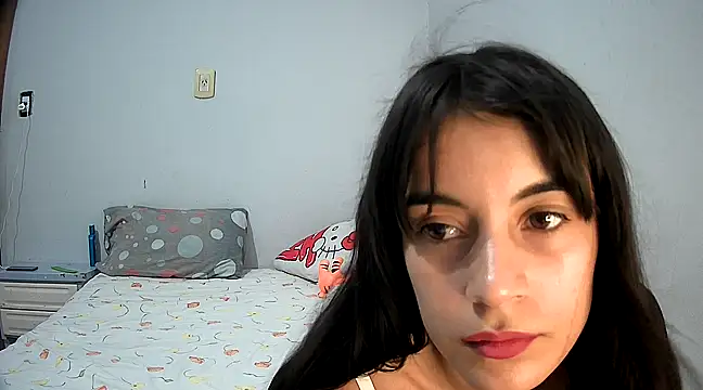 Snapshot of melodybar27 chatting on 2, 2, 2025 melodybar27 online show from 2, 2, 2025