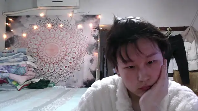 Snapshot of XiaNa2023 chatting on 7, 12, 2024 XiaNa2023 online show from 7, 12, 2024