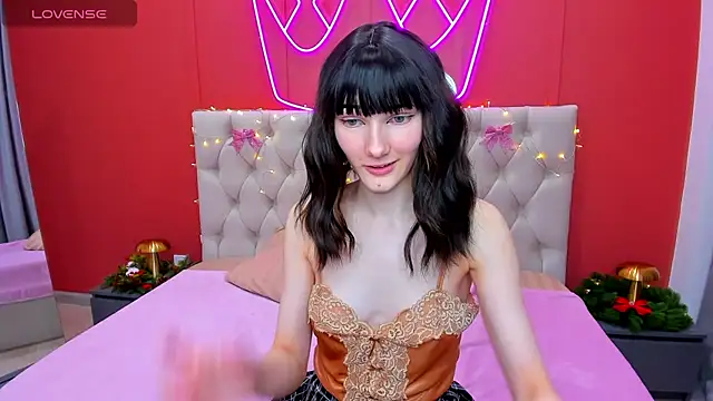 Lili flowerr online show from 10, 1, 2025