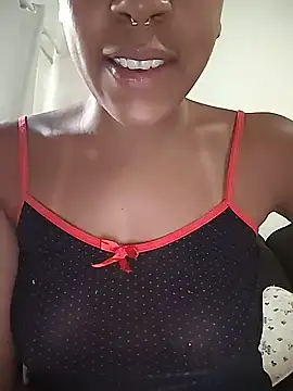 Julia Pretinha online show from 13, 1, 2026