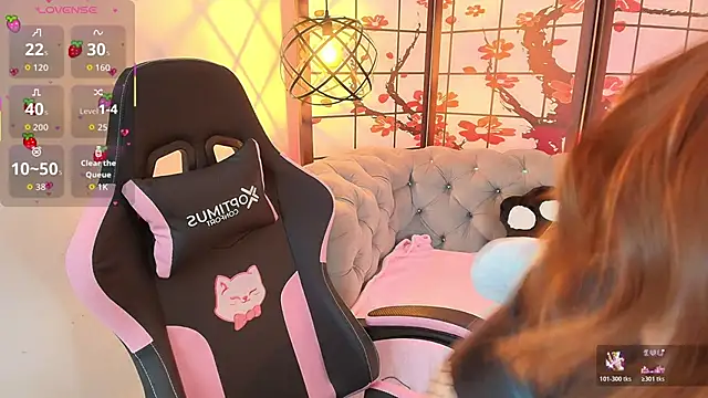 Fluffy Bubble21 online show from 29, 11, 2025