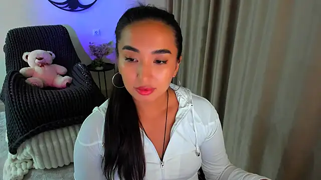 worldofkim online show from 17, 9, 2025