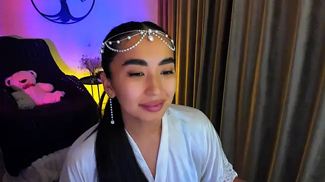 worldofkim online show from 23, 11, 2025