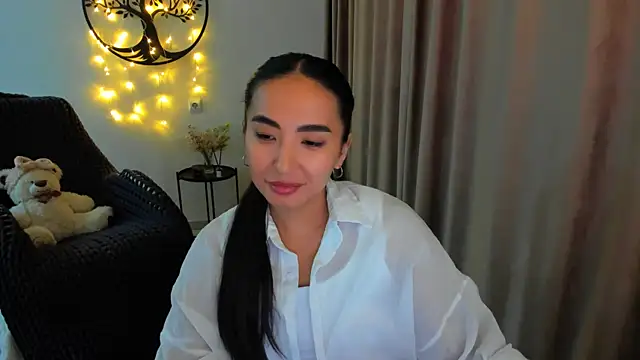 Snapshot of worldofkim chatting on 8, 2, 2026 worldofkim online show from 8, 2, 2026