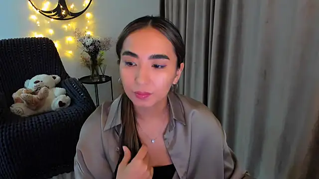 Snapshot of worldofkim chatting on 27, 2, 2026 worldofkim online show from 27, 2, 2026