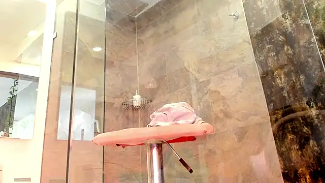 Snapshot of Miia_Thompsonn chatting on 5, 3, 2025 Miia Thompsonn online show from 5, 3, 2025