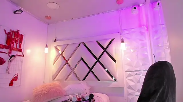 ary cooper  online show from 1, 2, 2025