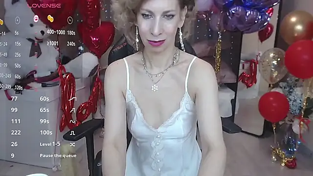 AdrianaSea online show from 13, 2, 2025