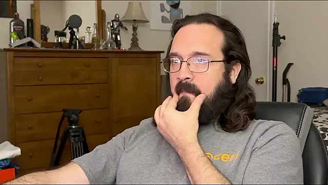 Snapshot of Seraph_De_La_Luna chatting on 1, 7, 2026 Seraph De La Luna online show from 1, 7, 2026