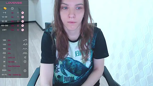 Snapshot of LisaHeart chatting on 10, 12, 2024 LisaHeart online show from 10, 12, 2024