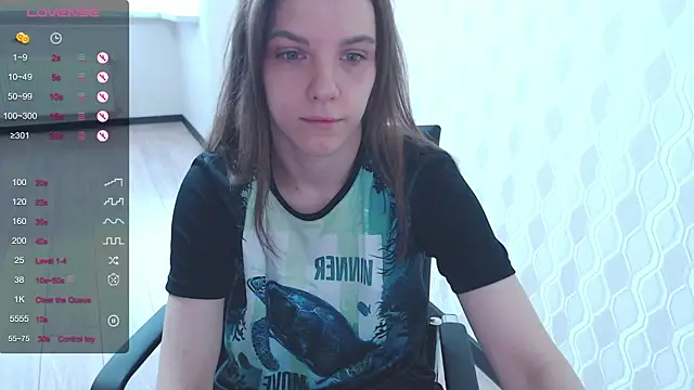Snapshot of LisaHeart chatting on 11, 12, 2024 LisaHeart online show from 11, 12, 2024