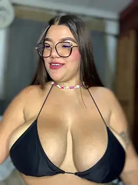 Snapshot of Michellesexxy chatting on 22, 1, 2025 Michellesexxy online show from 22, 1, 2025