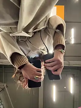 eveangelll online show from 9, 2, 2026