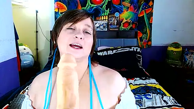 Snapshot of Chloenightmare chatting on 16, 6, 2026 Chloenightmare online show from 16, 6, 2026