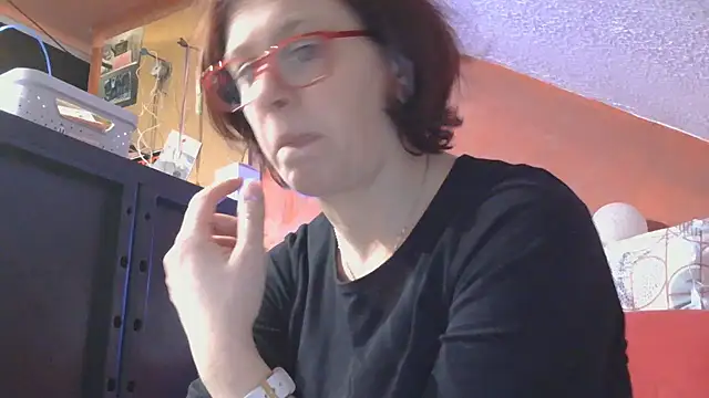 Snapshot of lanax chatting on 25, 11, 2025 lanax online show from 25, 11, 2025