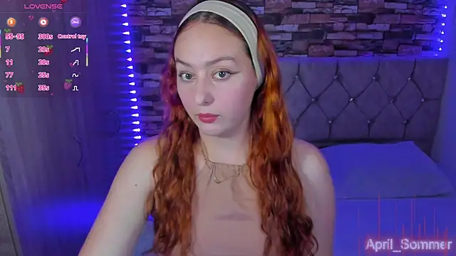 Snapshot of April_sommer1 chatting on 28, 2, 2025 April sommer1 online show from 28, 2, 2025