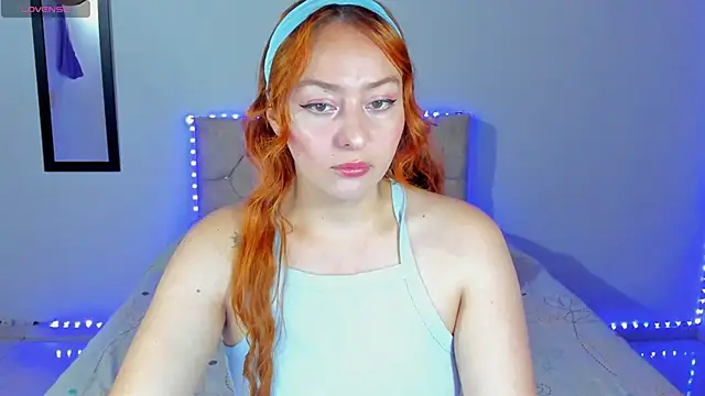 Snapshot of April_sommer1 chatting on 11, 9, 2025 April sommer1 online show from 11, 9, 2025