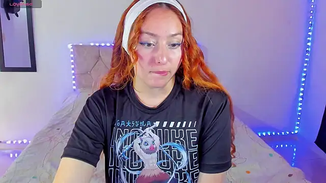 Snapshot of April_sommer1 chatting on 18, 9, 2025 April sommer1 online show from 18, 9, 2025