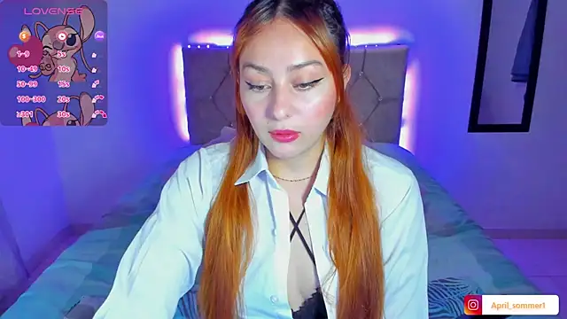 Snapshot of April_sommer1 chatting on 27, 10, 2025 April sommer1 online show from 27, 10, 2025