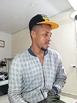 AlejoKhalifa  online show from 9, 3, 2025