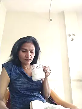 sunita6009 online show from 17, 4, 2026