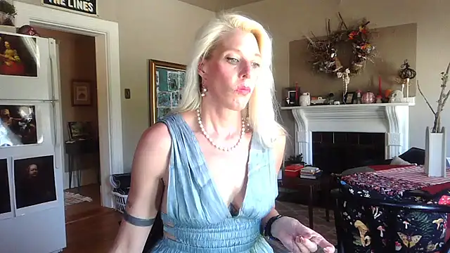 Glamazonx online show from 29, 10, 2025