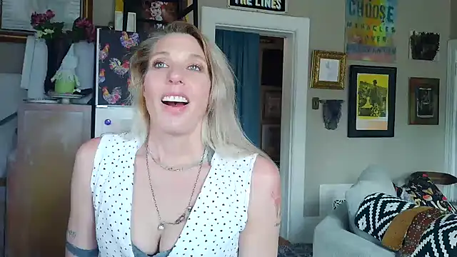 Glamazonx online show from 30, 3, 2026