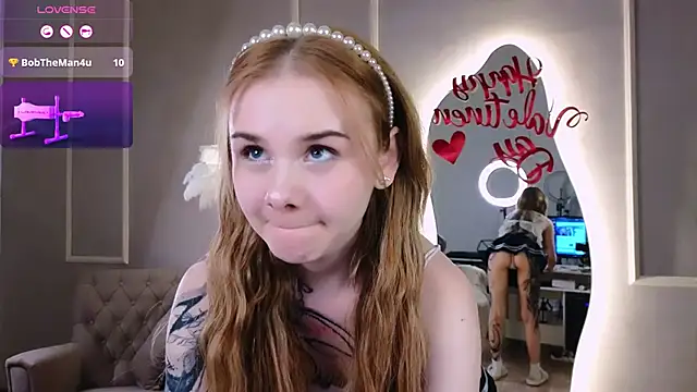 Britney Lynch online show from 10, 2, 2025