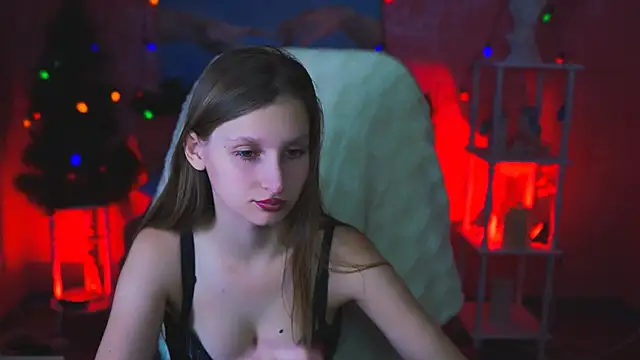 Snapshot of EllaHorton chatting on 5, 12, 2024 EllaHorton online show from 5, 12, 2024