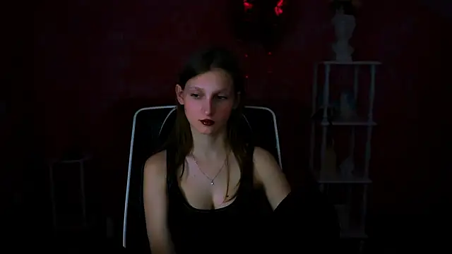 Snapshot of EllaHorton chatting on 9, 3, 2025 EllaHorton online show from 9, 3, 2025