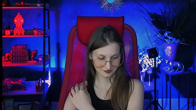 Snapshot of EllaHorton chatting on 13, 3, 2025 EllaHorton online show from 13, 3, 2025