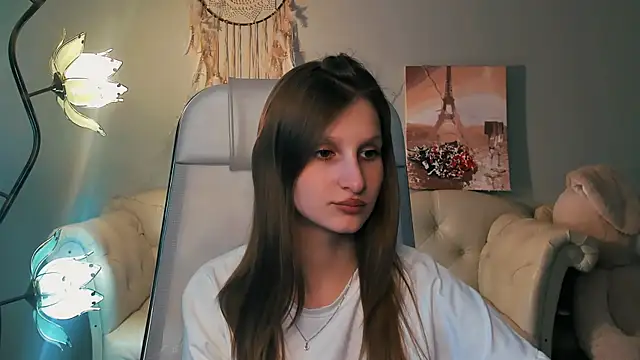 Snapshot of EllaHorton chatting on 18, 3, 2025 EllaHorton online show from 18, 3, 2025