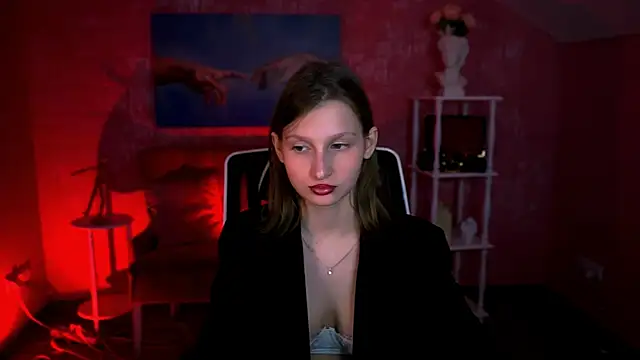 EllaHorton online show from 14, 4, 2026