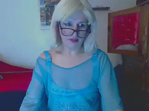 LorenJade online show from 13, 12, 2024