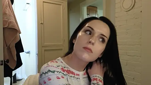 Snapshot of sexylilly69 chatting on 13, 1, 2026 sexylilly69 online show from 13, 1, 2026