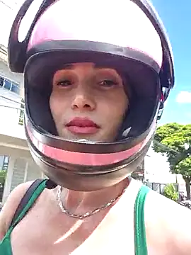 Irresistible24 online show from 18, 12, 2025