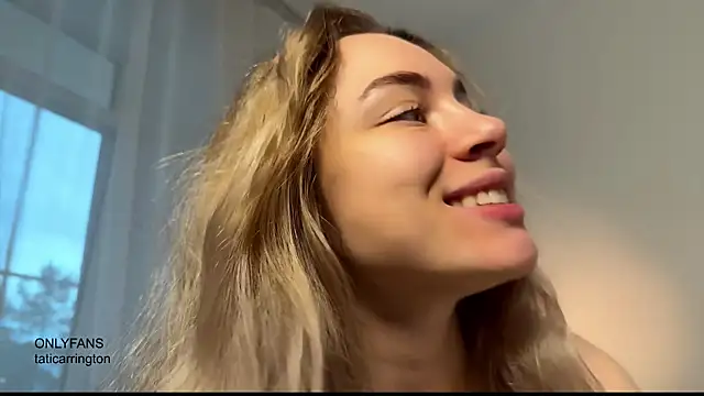 Snapshot of hotexclusive_ chatting on 21, 11, 2025 hotexclusive online show from 21, 11, 2025