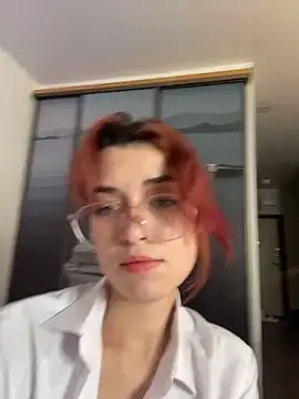 Evangeline Lawrence  online show from 1, 12, 2025