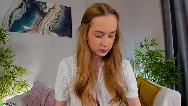 Sweett Monica online show from 14, 11, 2025