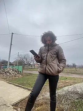 Snapshot of Anita-Smith chatting on 27, 11, 2025 Anita-Smith online show from 27, 11, 2025