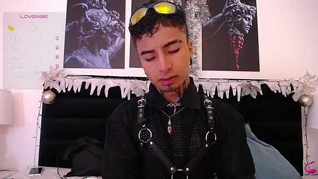 Snapshot of JuanCamiilo_66 chatting on 30, 12, 2024 JuanCamiilo 66 online show from 30, 12, 2024